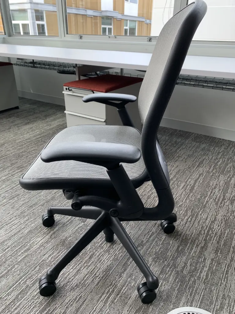 Knoll Chadwick Chair (5).webp