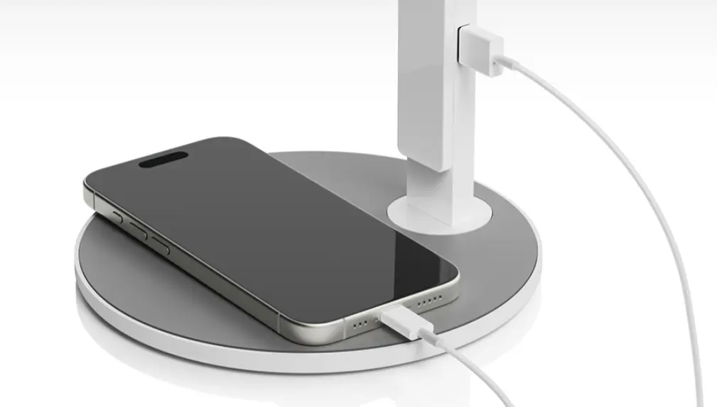 Pablo LIM360 Lamp USBA.webp