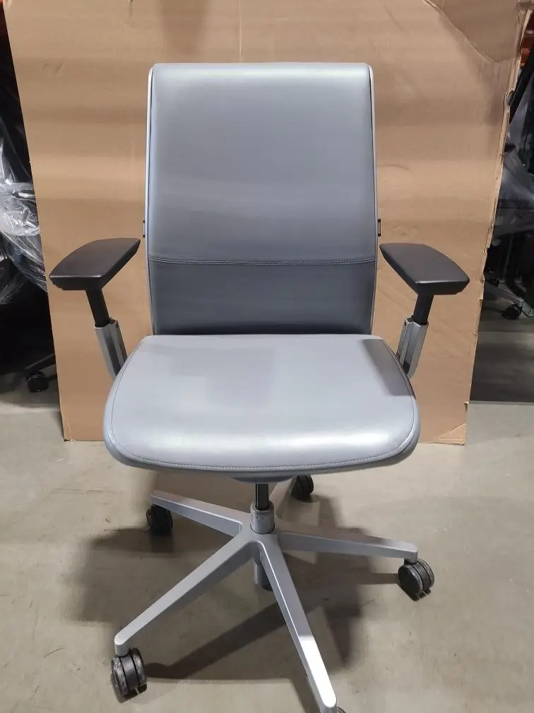 Pre-Owned Steelcase Think Chair 