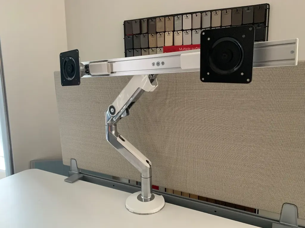 Accessory Humanscale Dual Sliding Monitor Arm Quick Release