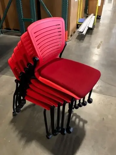 OM5 Active Stacker Chair
