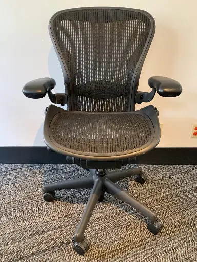 Pre-Owned Gen2 Aeron Chair w/ Lumbar, Back Tilt Lock & 3-Way Adjustable Arms Size B 