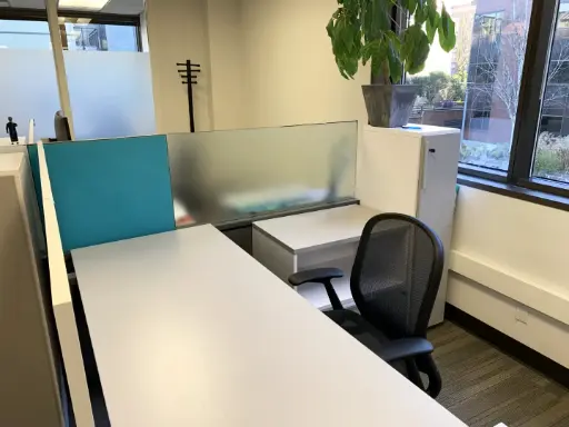 Height Adjustable Powered Workstations 6' x 6'